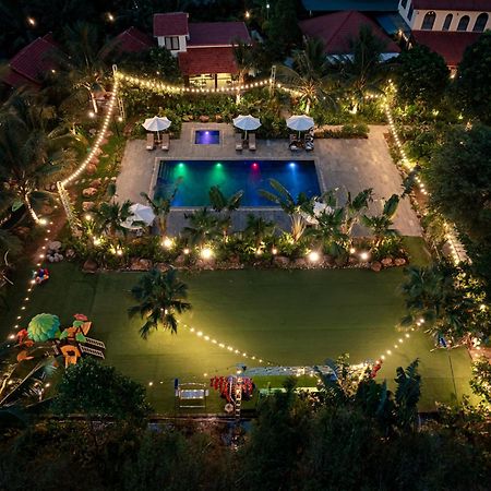 Khu du lịch Hoa Và Đá Ninh Binh Exterior foto